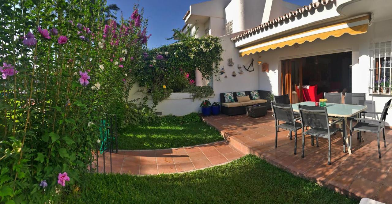 קאלטה דה ולס Beachfront Oasis In Costa Del Sol. מראה חיצוני תמונה